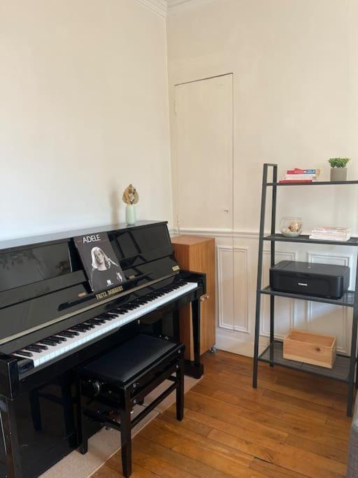 Beautiful Apartment With Balcony 파리 외부 사진